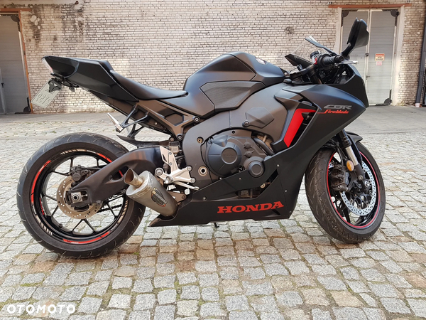 Honda CBR - 4