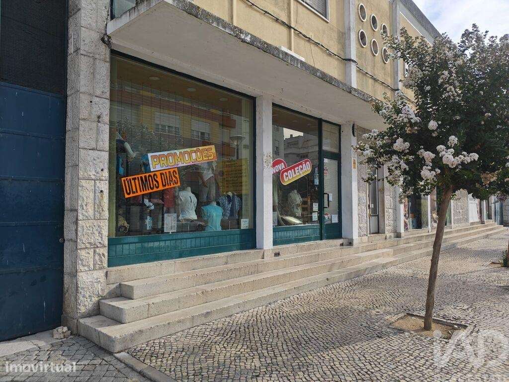 Loja / Estabelecimento Comercial T1 em Coruche, Fajarda e Erra de 61,0 - Grande imagem: 4/5