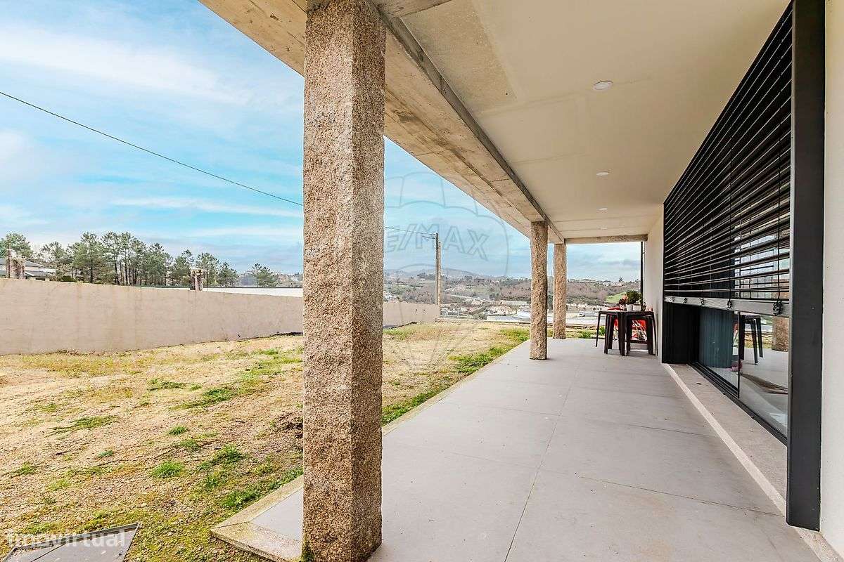 Moradia T4 para venda - Grande imagem: 5/46