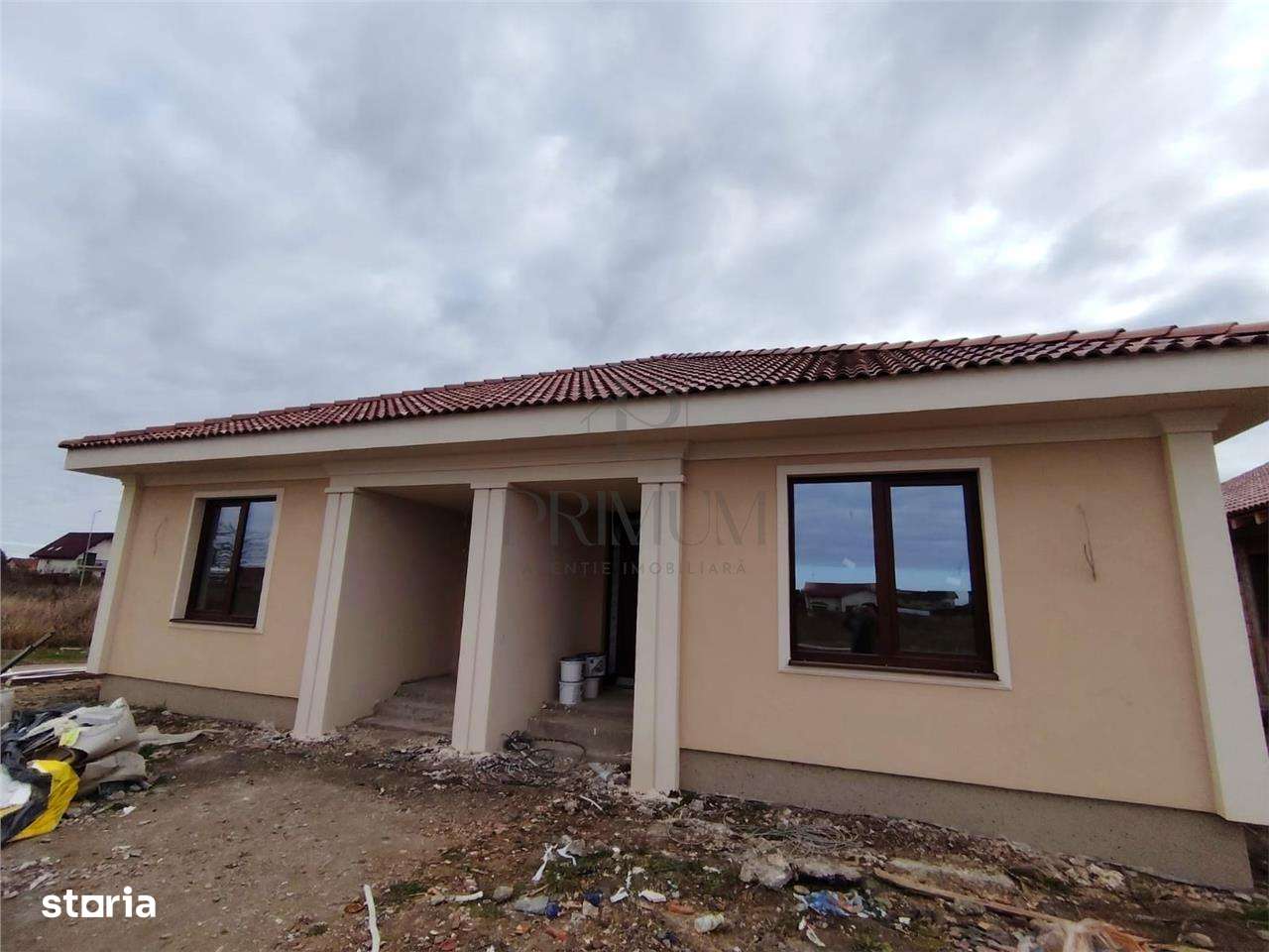 Duplex pe parter - mansardabil -  zona linistita - toate utilitatile - Imagine principală: 2/7