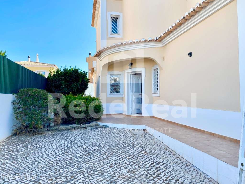 Moradia com Piscina perto da praia-30