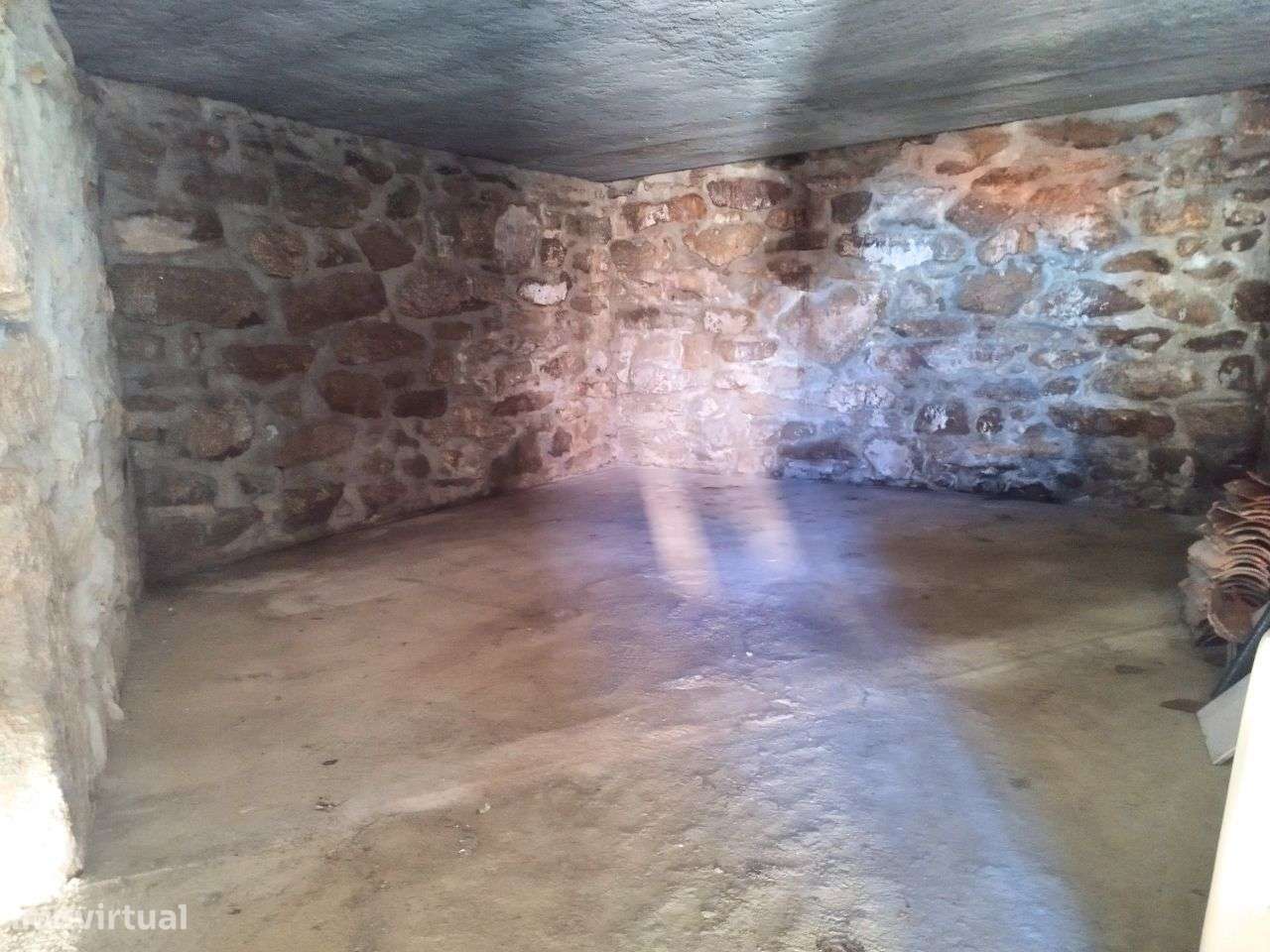 Moradia rústica T2 no Souto em Penedono-13