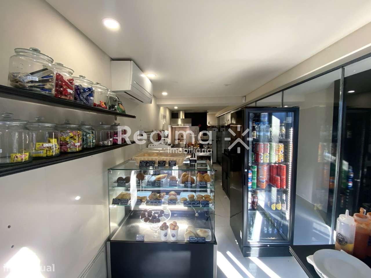 Loja Comercial no Centro Histórico de Braga - Grande imagem: 4/13