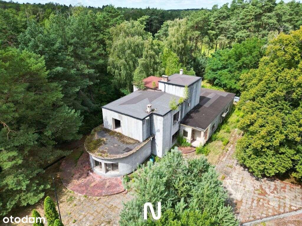 Wyjątkowy teren w doskonałej lokalizacji!-9