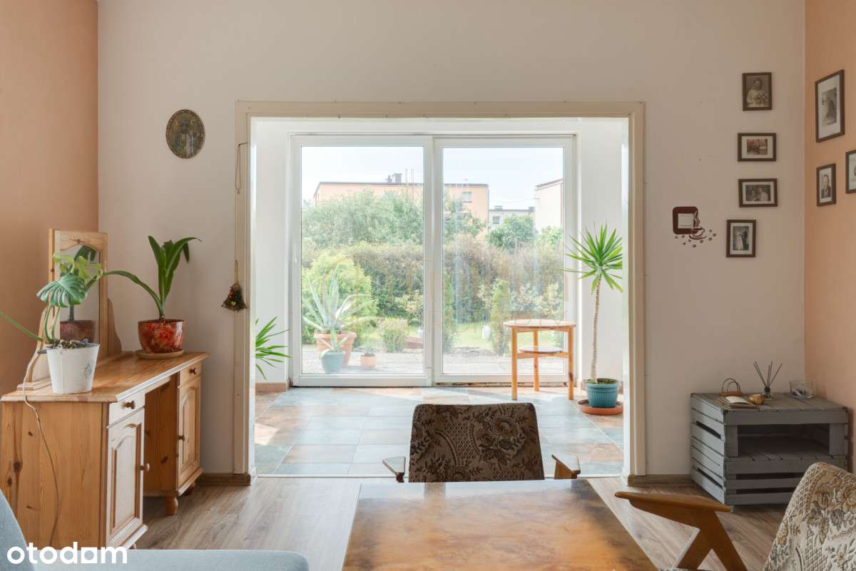 Dom wolnostojący, działka 1000m2-2