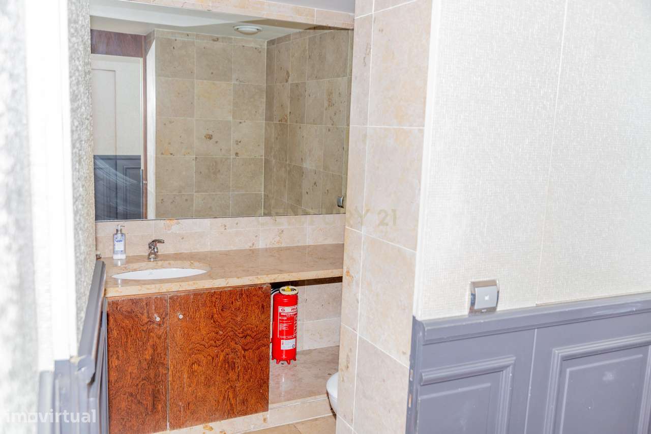 T2 Duplex Rc e 1º andar no Príncipe Real - Grande imagem: 4/29