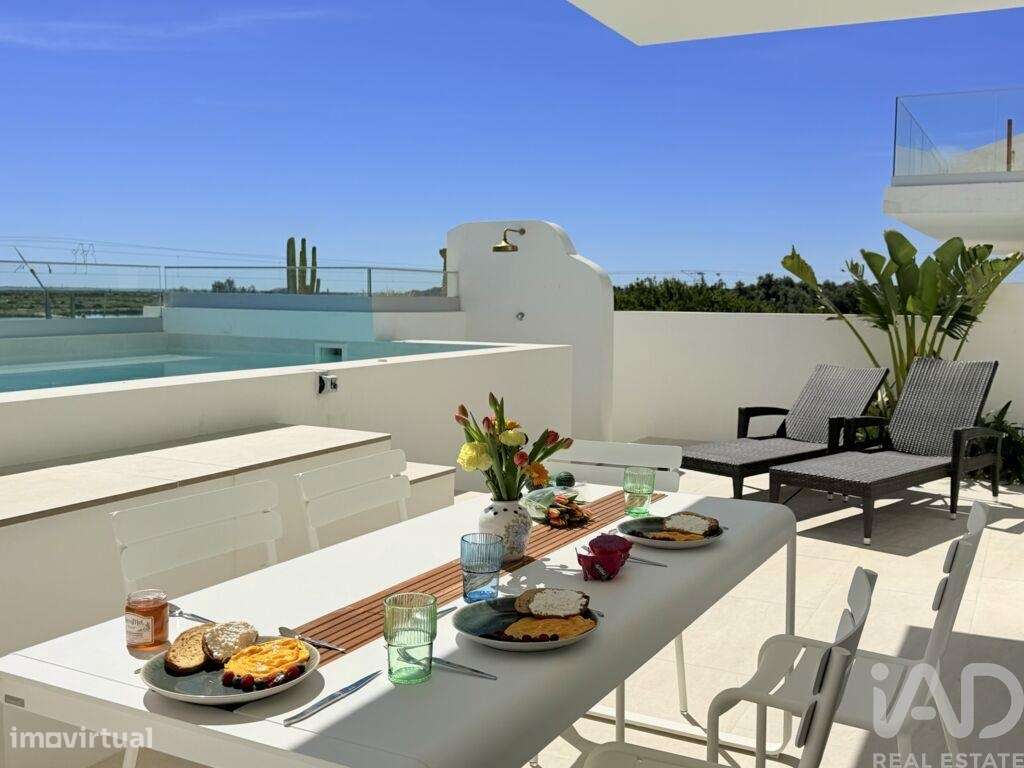 Casa Villa T3 Em Moncarapacho E Fuseta De 132 00 M2