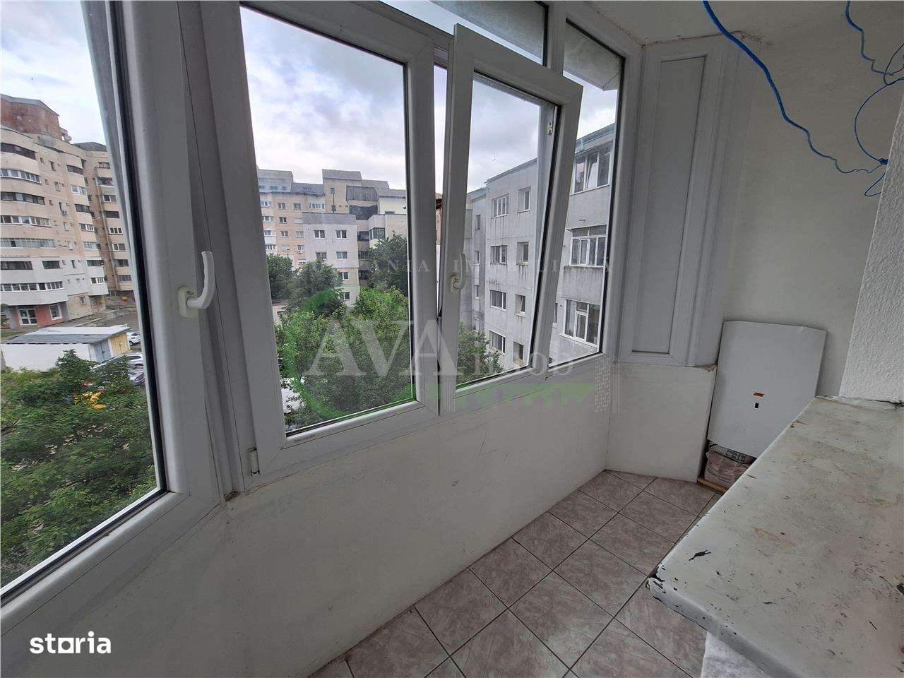Apartament 3 camere decomandate, 2 bai, etajul 3 , zona Nord - Imagine principală: 2/9