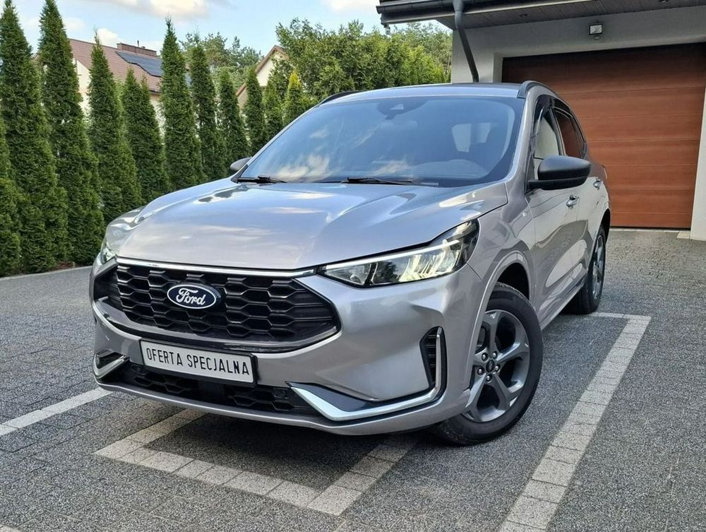 Ford Kuga III (2019 - ) 2.5 Duratec FHEV 4x4 ST-LINE X 2024