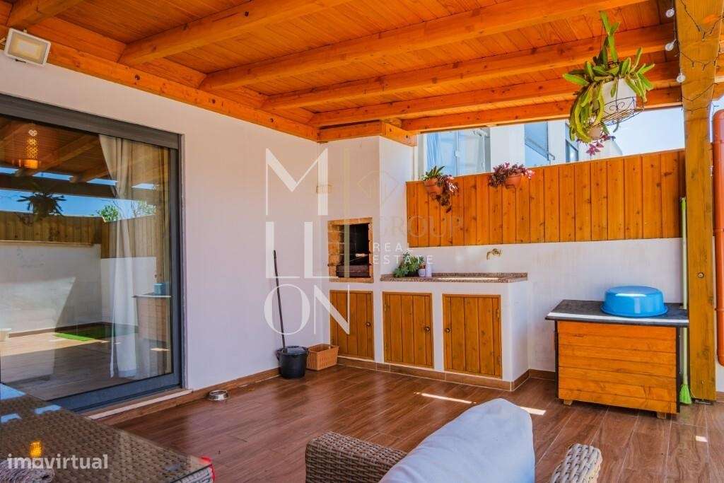 Moradia T3 Exclusiva em Condomínio Privado – Ferreiras / Albufeira-6