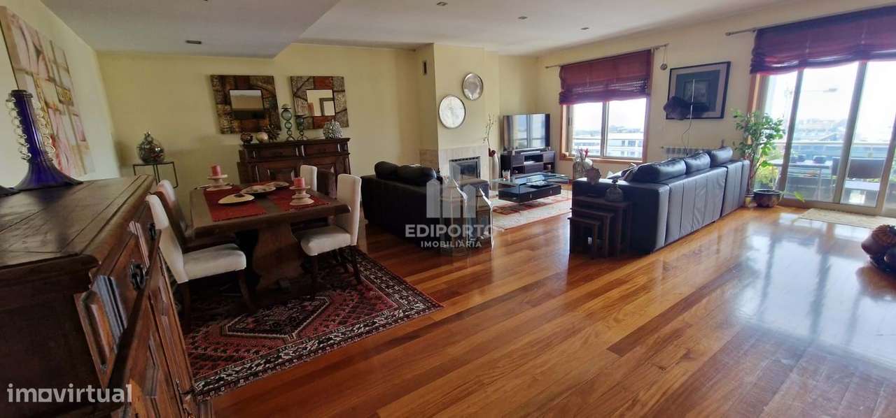 Apartamento T5 , último piso, centro de Vila Nova de Gaia - Grande imagem: 3/43