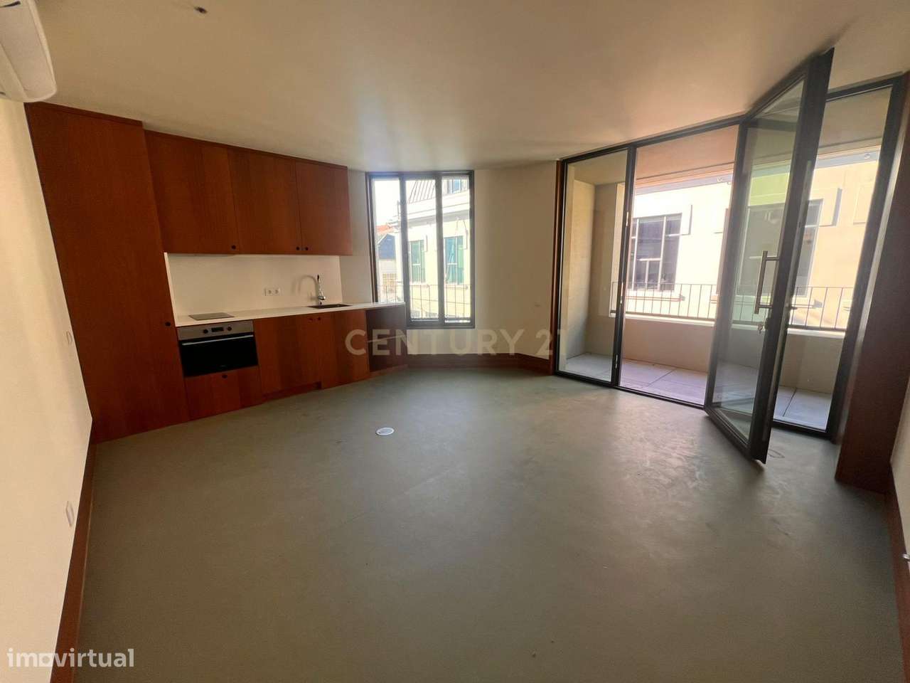 Apartamento T1 com lugar de garagem – Edificio Pharmacia – Cedofeita - Grande imagem: 2/24