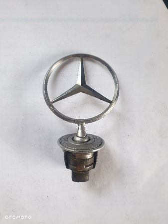 GWIAZDA NA MASKE EMBLEMAT MERCEDES W210 W211 W220 - 1