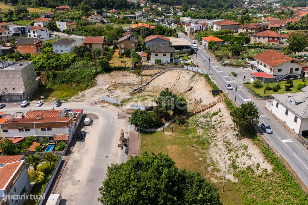 Apartamento T3-2ºFRT ESQ-A em Fonte Arcada, Póvoa de Lanhoso - Grande imagem: 5/29