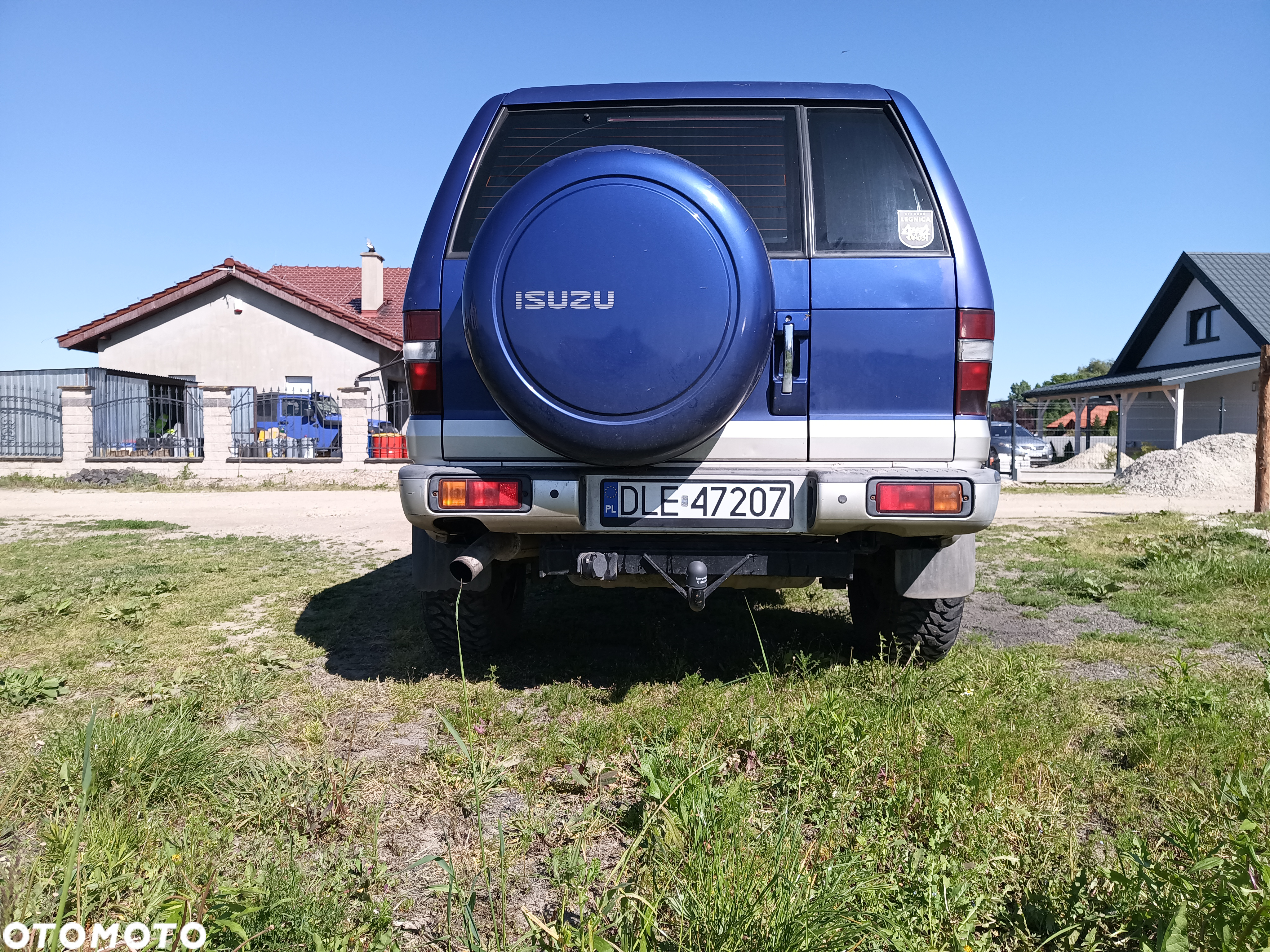 Isuzu Trooper - 2