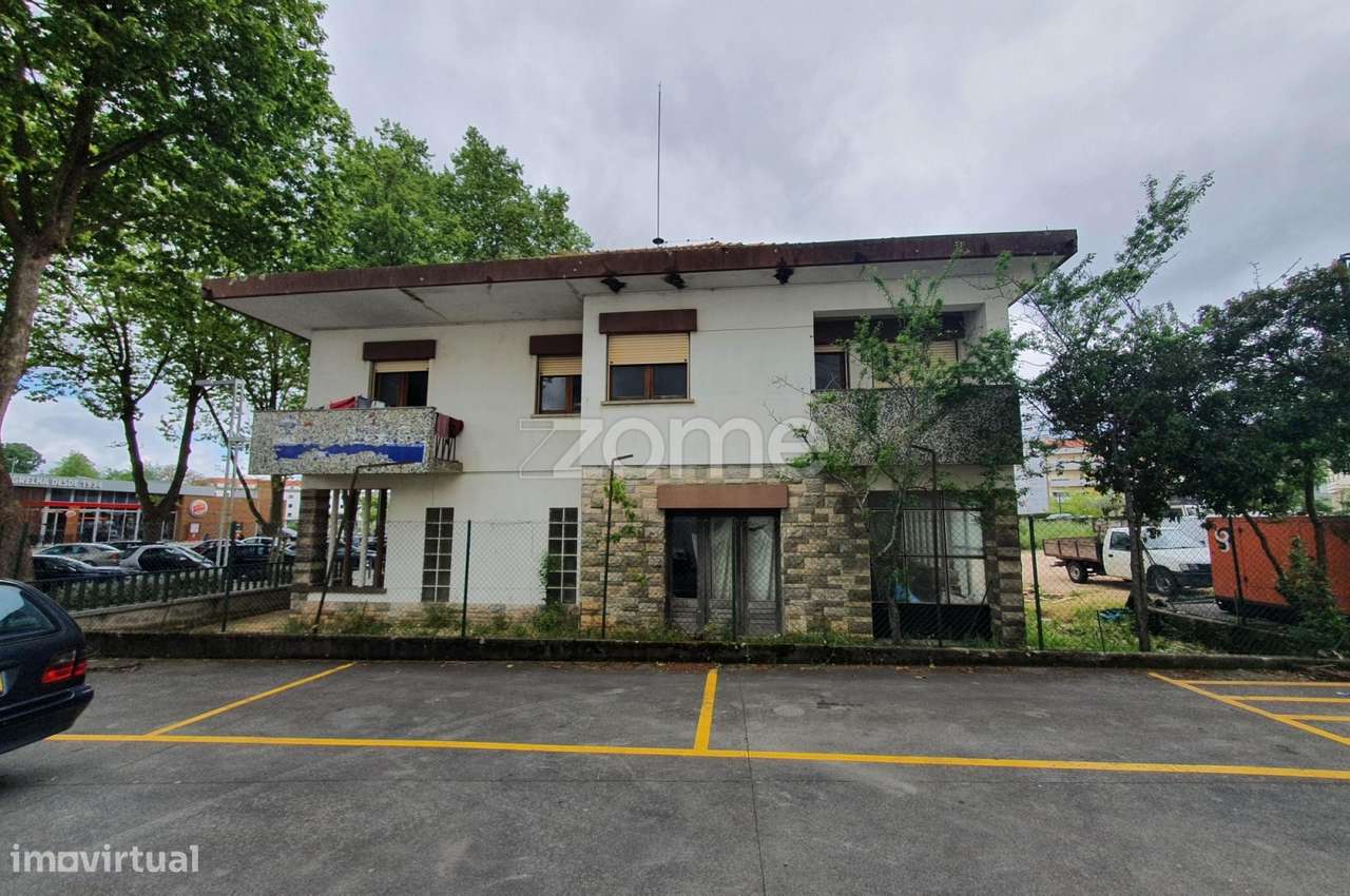 Investidores - Moradia T8 - Fátima - Grande imagem: 4/16