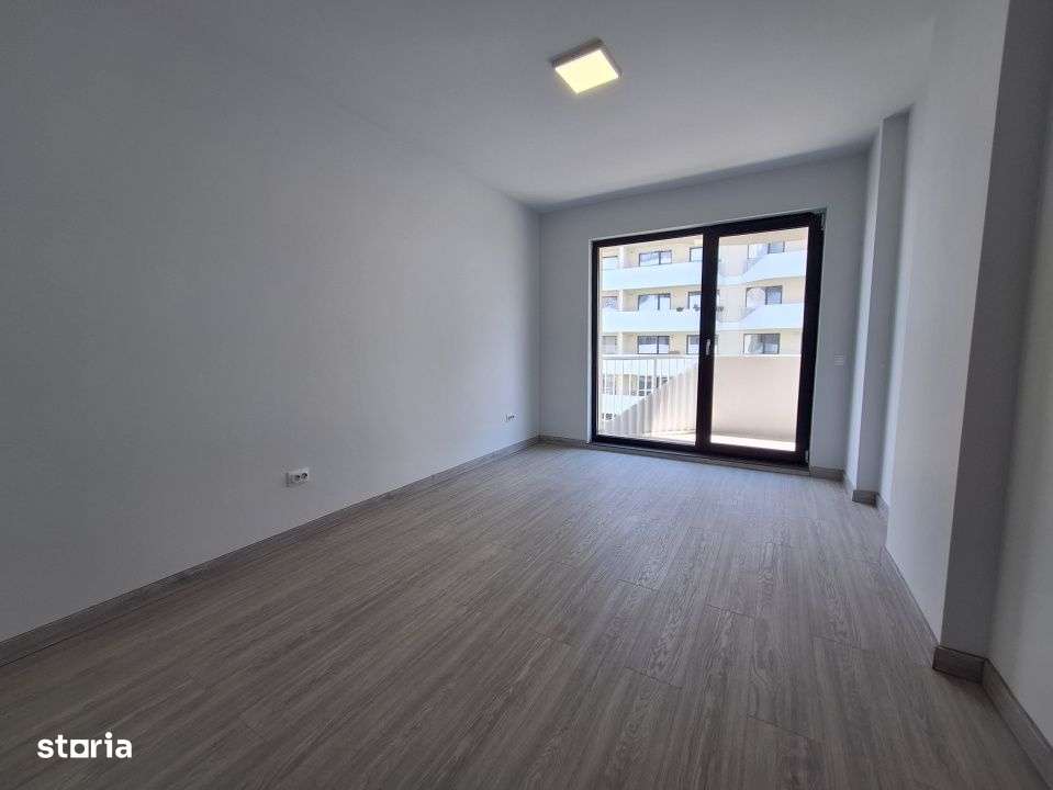 Apartament cu 2 camere, 54,6 mp, balcon, zona Eroilor - Imagine principală: 4/7