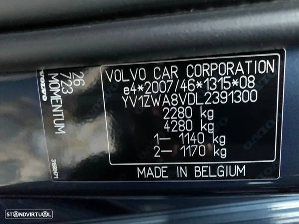 Volvo V60 2.0 D4 Momentum Geartronic - 22