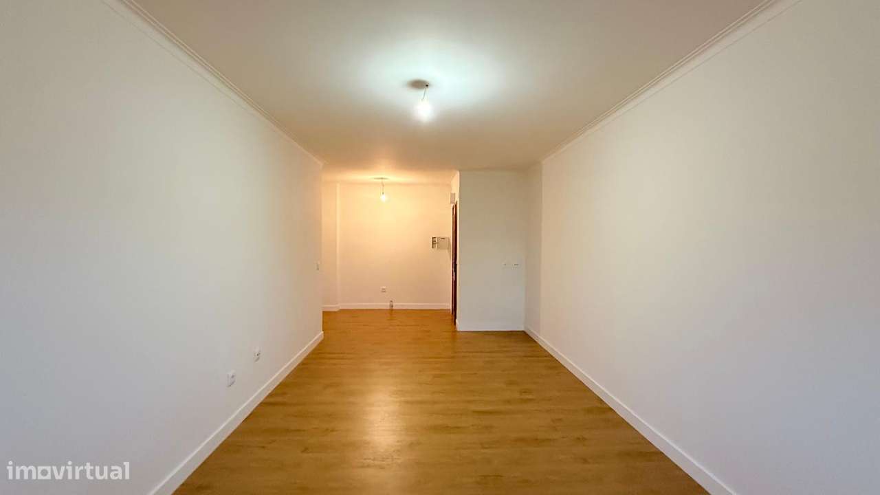 T3 Renovado c/lugar de. garagem - Rechousa - Grande imagem: 4/23