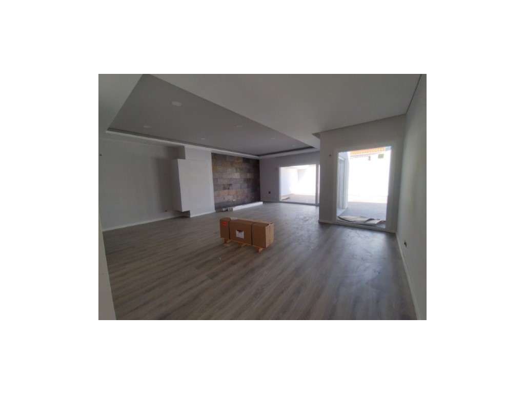 Moradia Geminada Térrea T4 com Piscina - Azeitão **OFERTA DA ESCRIT... - Grande imagem: 4/60