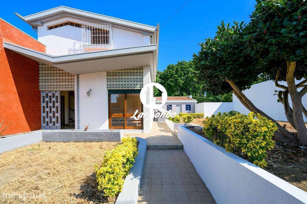 MORADIA T4 - FOLGOSA em terreno de 880m2 - Grande imagem: 4/33