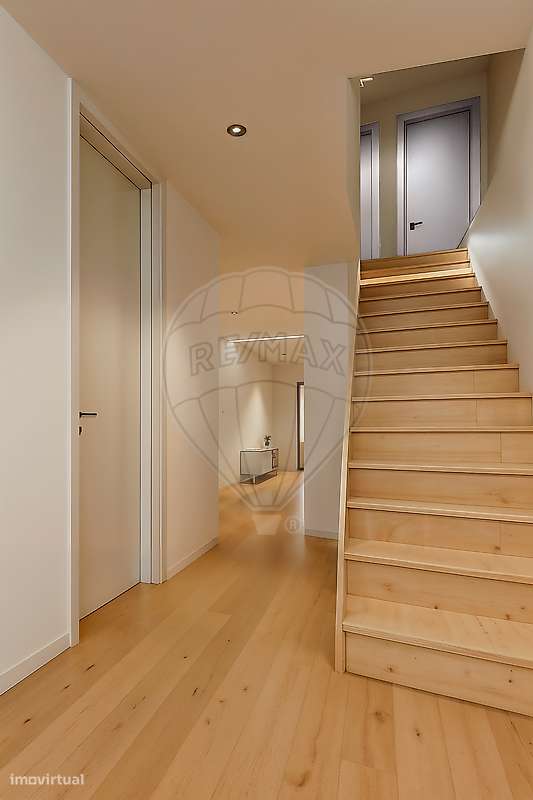 Moradia T4 para venda-7