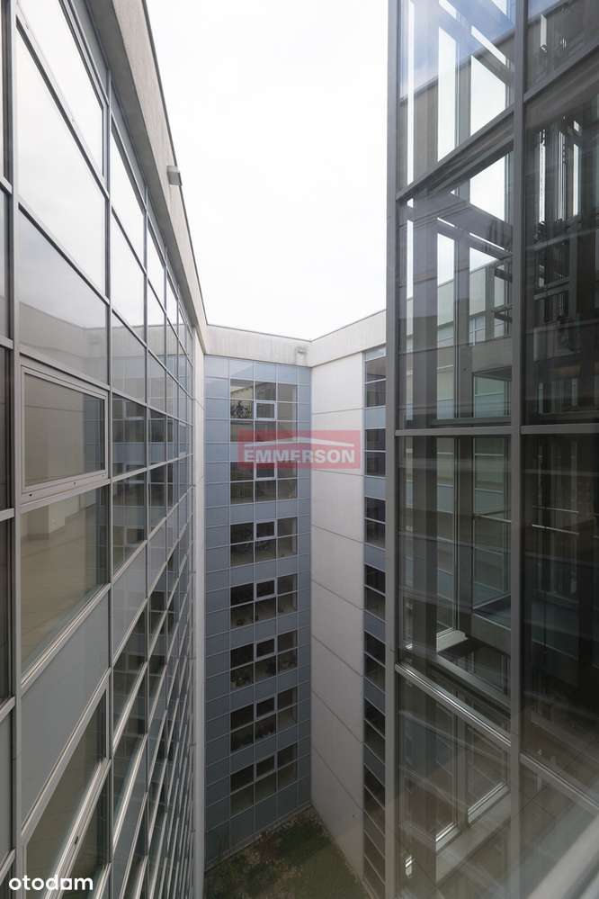 Zabłocie, widokowy apartament, 2 miejsca garażowe-13