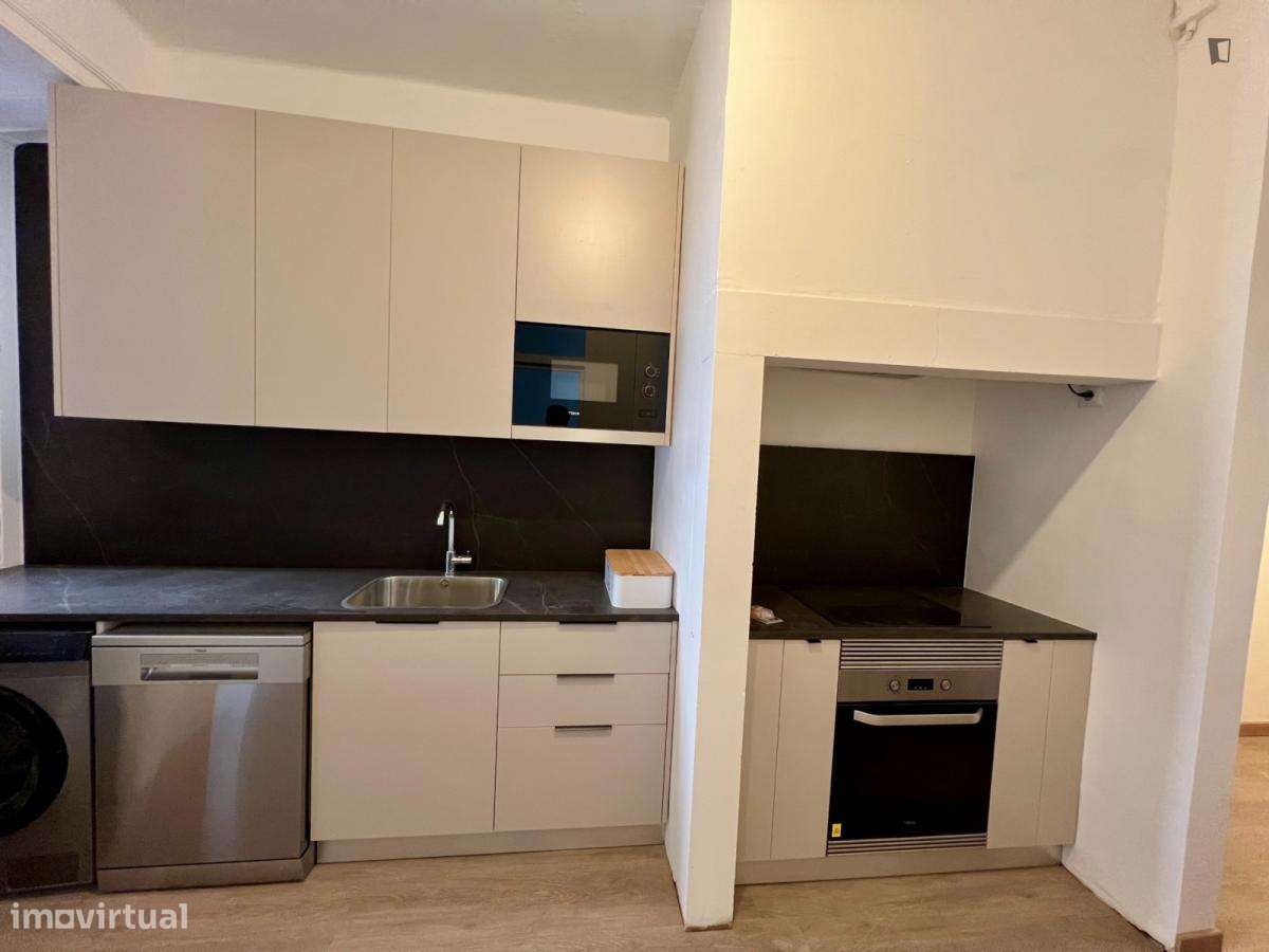 Quarto - localizado em Arroios Lisbon - Grande imagem: 3/7