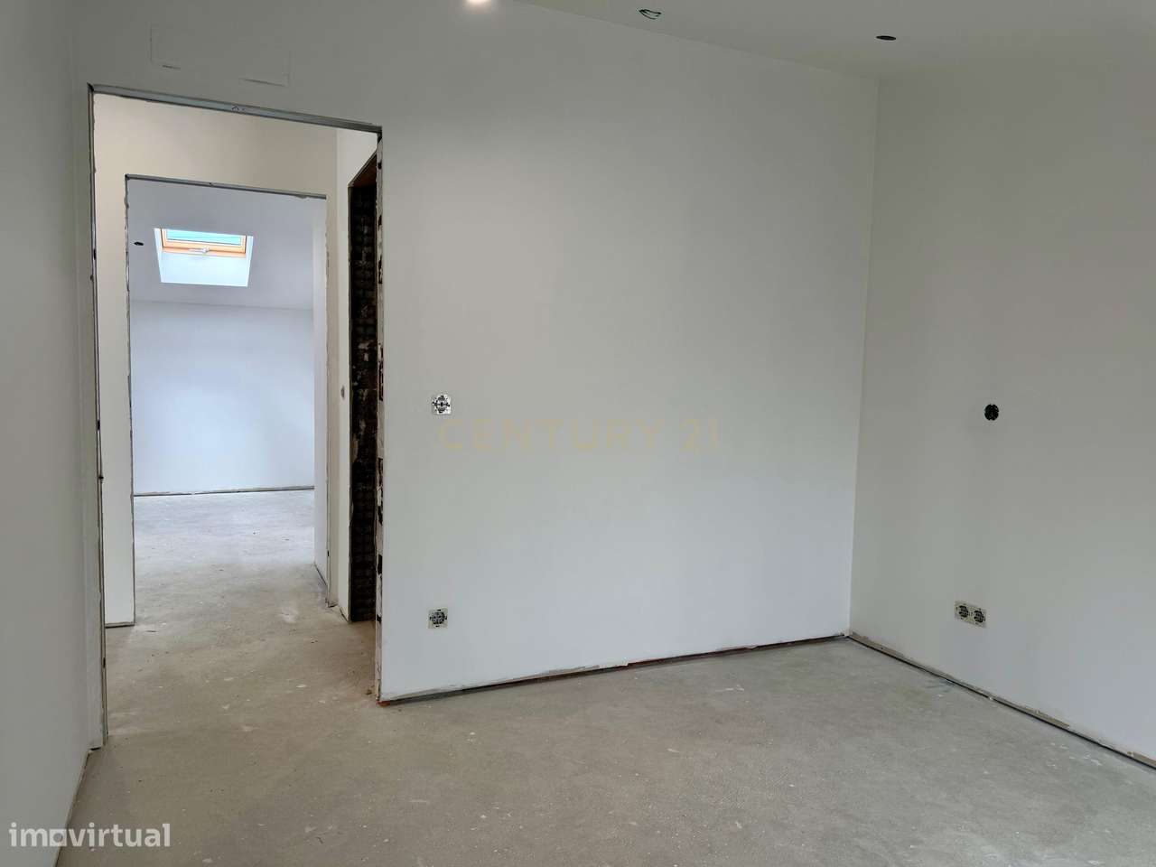 Moradia T3 totalmente remodelada | Lote 1.933m² | Alhadas, Figueira da-13