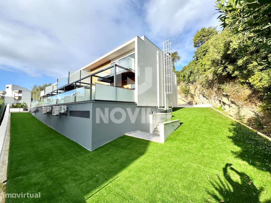 Moradia T3 em condomínio Fechado no centro de Leiria. - Grande imagem: 2/35