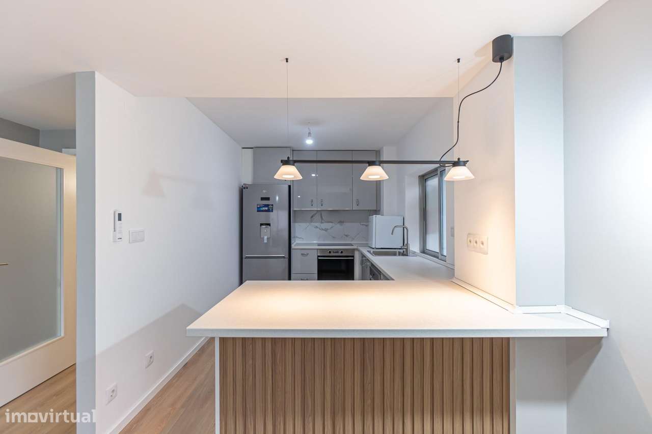 Apartamento T3 renovado | Bonfim, Porto | 105 m2-25