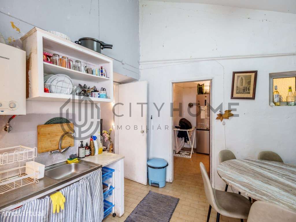 Moradia T2 com quintal no centro de Lagoa-24