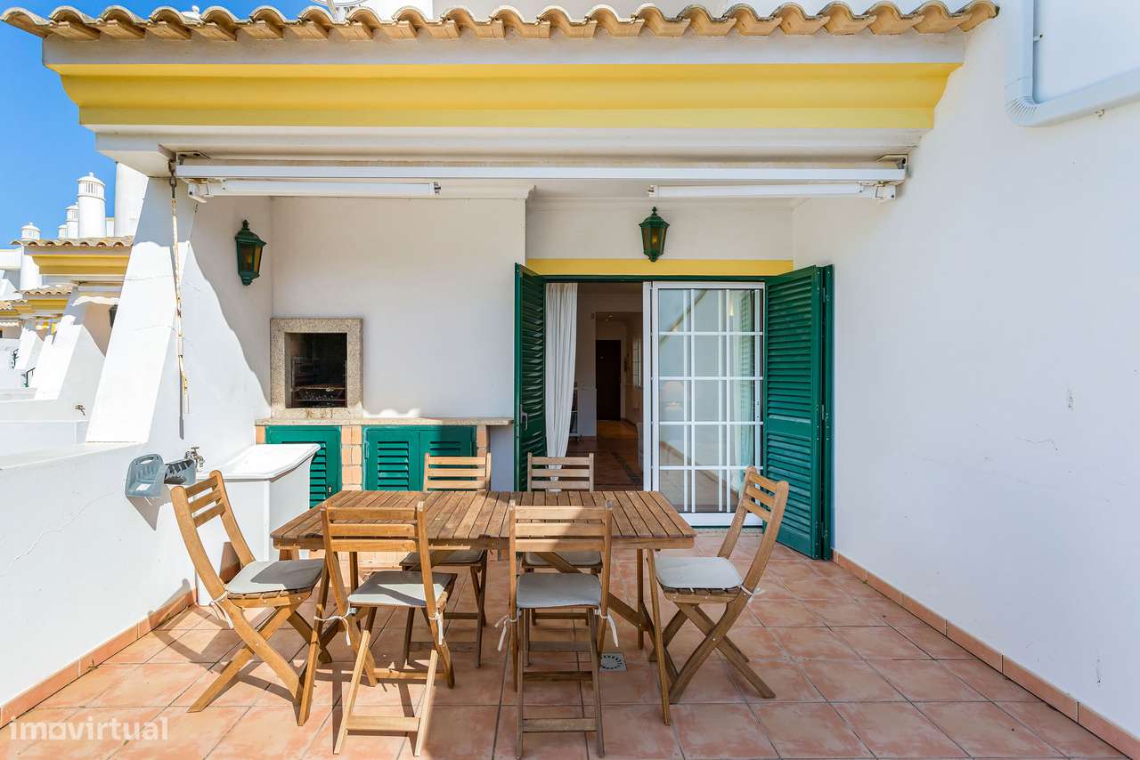 Fantástica moradia em banda a pé da praia-11