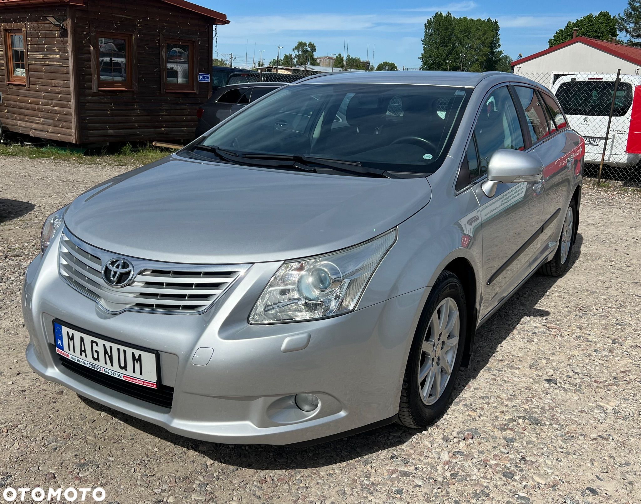 Toyota Avensis 2.0 D-4D Sol - 1