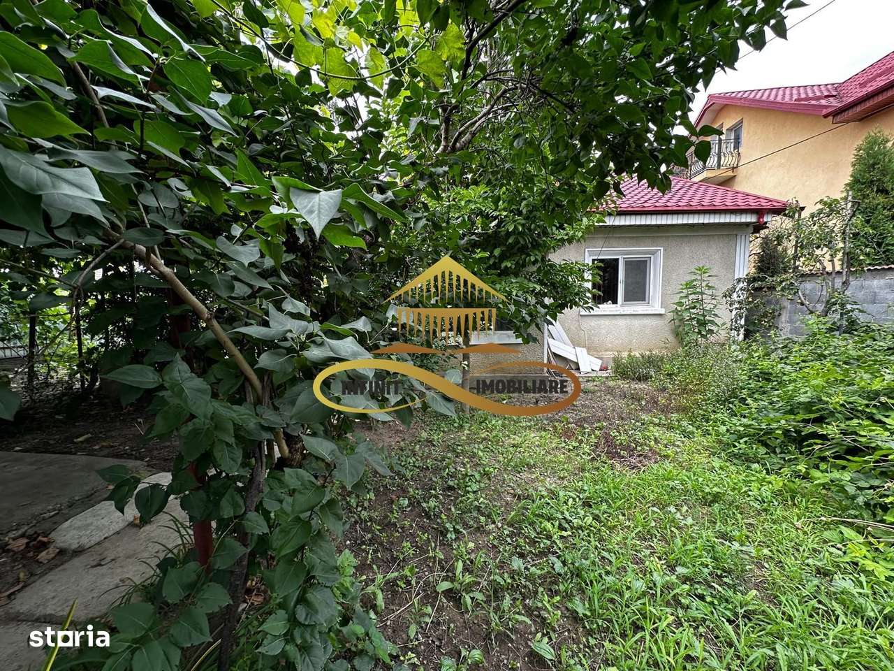 Casă individuală P+M în cartierul CFR Bacău 500 mp teren - Imagine principală: 2/20