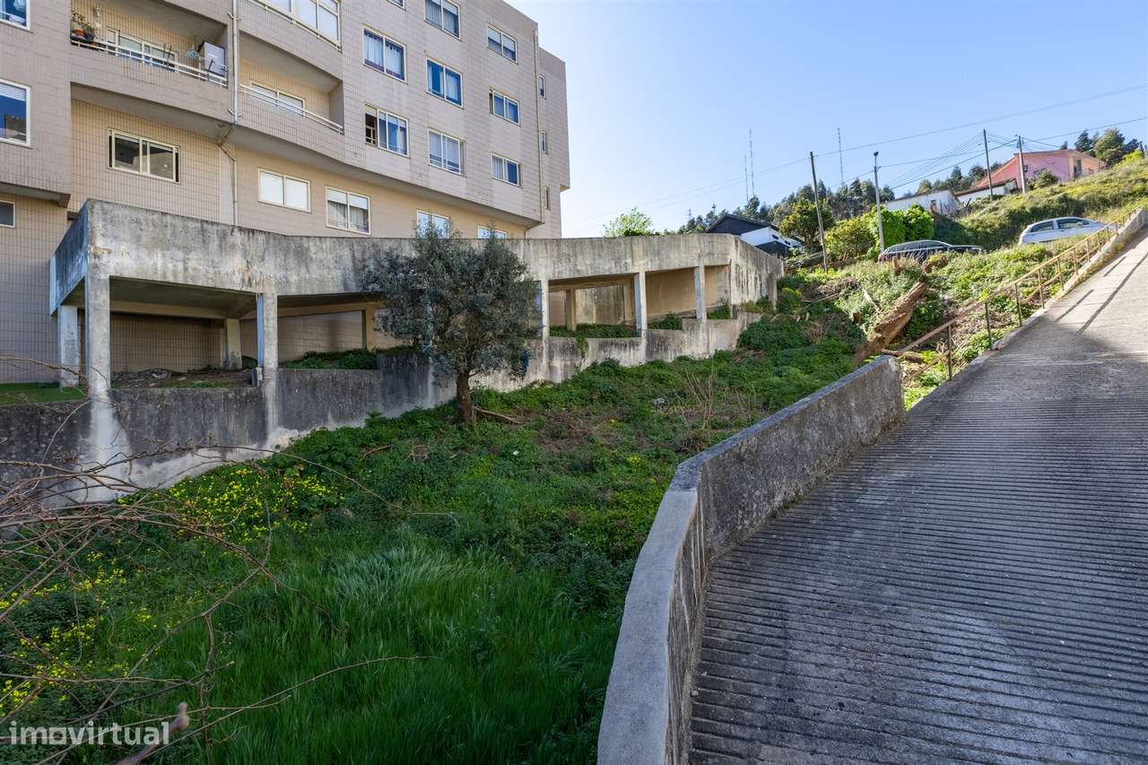 Terreno para construção em Oliveira do Douro, Gaia-11