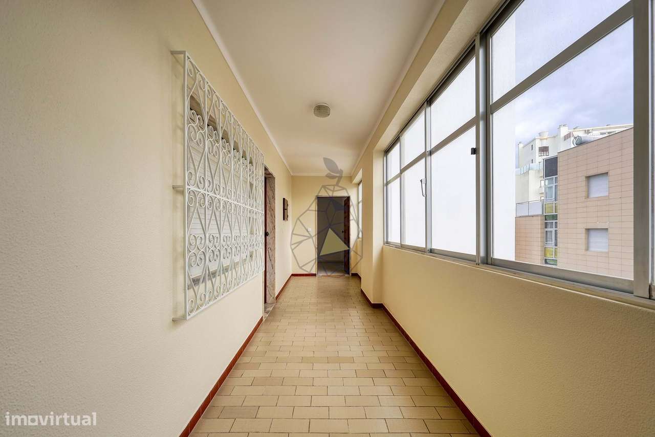 Arrendamento - T1 Transformado em T2, Remodelado, a Dois Passos da Pra - Grande imagem: 4/33