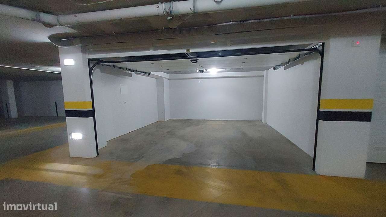 Apartamento T3 novo C/ box- Leiria-29