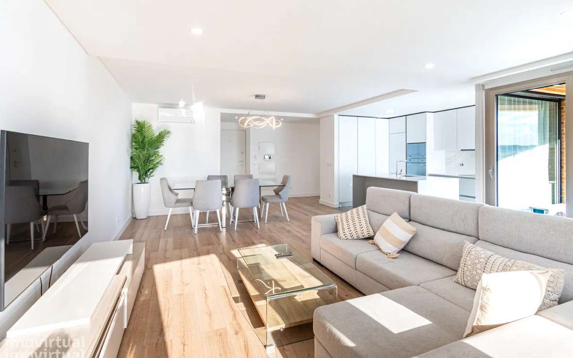 Apartamento T2 Moderno no Infantado - Garagem, varanda e Piscina - Grande imagem: 2/25