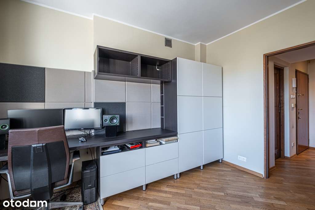 Centrum Gdyni - eleganckie i funkcjonalne 3 pokoje-5