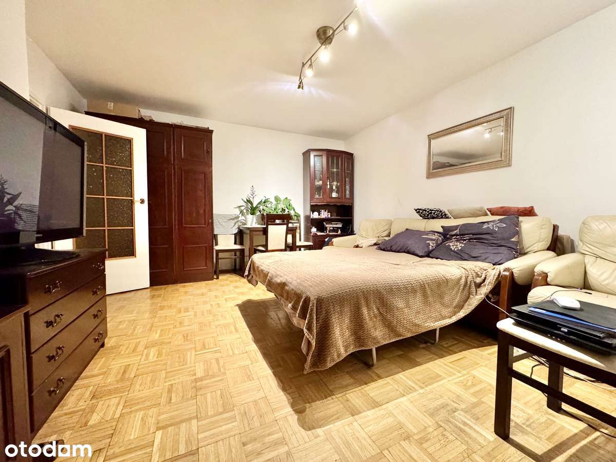 Przestronne M2 z oddzielną kuchnią i z pięknym widokiem | Metro Bródno-1