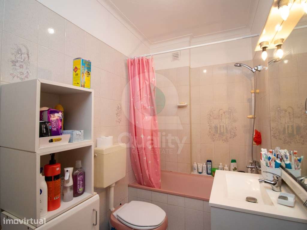 T2 | 86,26 m² | 2.º andar | Lareira | Excelente localização-13