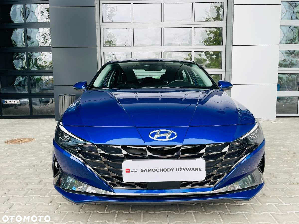 Hyundai Elantra - 3