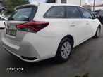 Toyota Auris 1.4 D-4D Active - 10