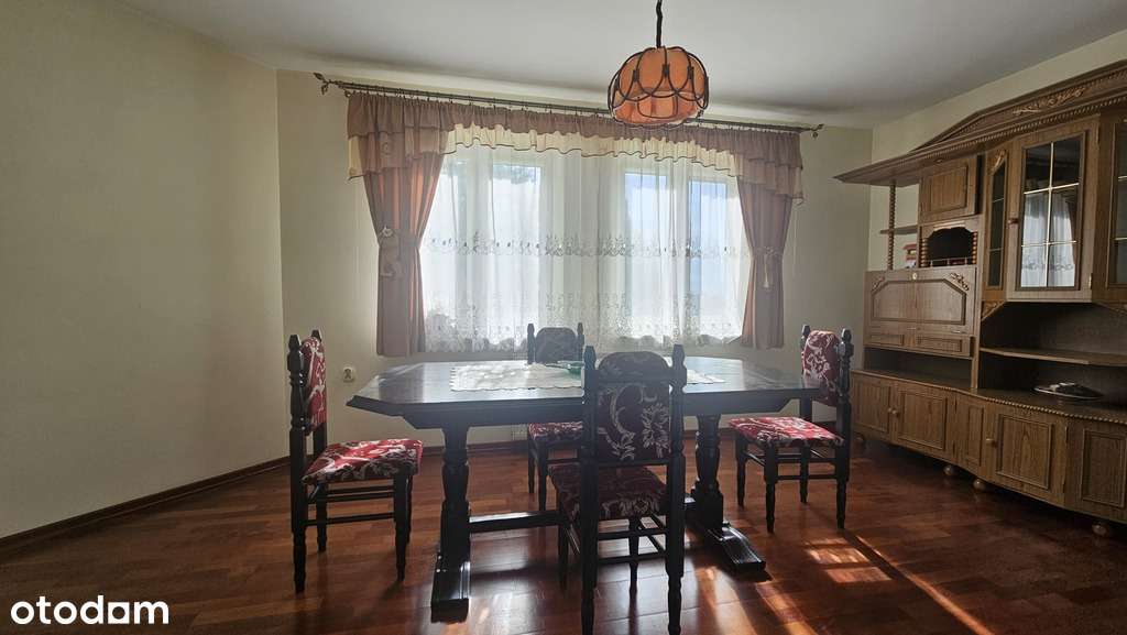 Dom pełen charakteru w stylu polskiego dworu-17