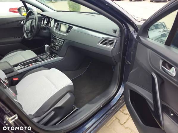 Peugeot 508 SW BlueHDi 120 EAT6 Stop&Start Allure - 17