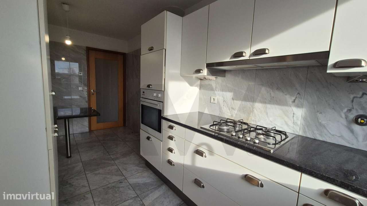 Arrendamento T2 Exclusivo em Edifício de Referência no Aviz - Grande imagem: 5/15