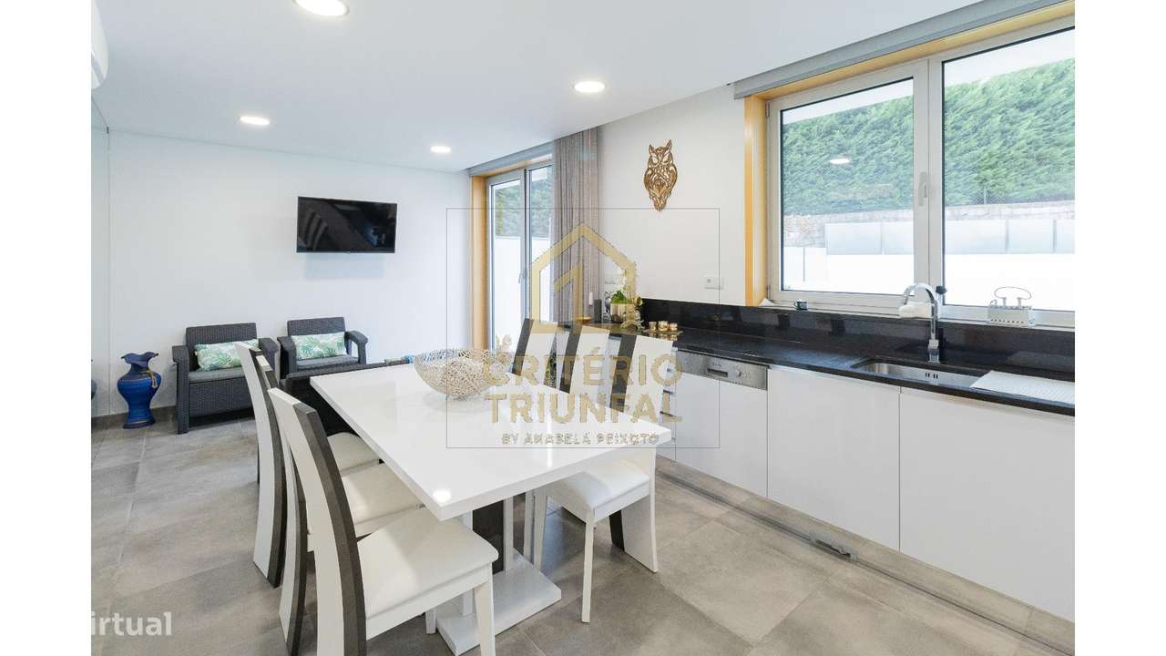 Moradia Geminada T3 em Penafiel-10