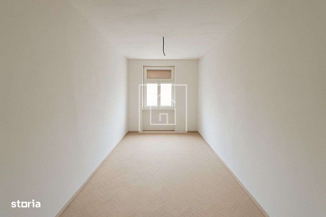 Apartament 4 camere  74 mp, curte si pivinta in Centrul Istoric SB-6