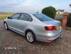 Volkswagen Jetta 1.6 TDI Highline - 12